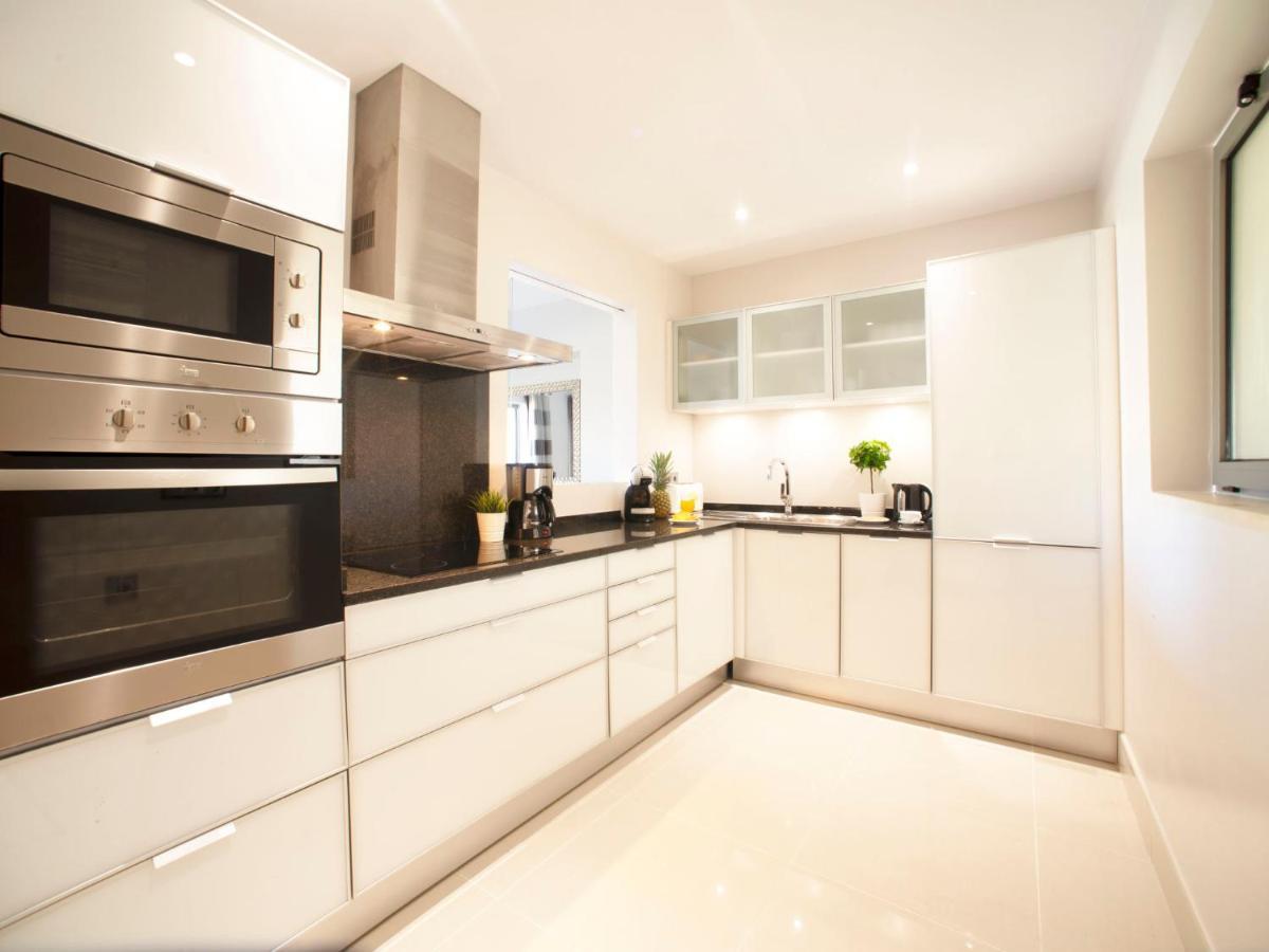 Apartment Pine Hills Esmeralda By Interhome ヴィラモウラ エクステリア 写真