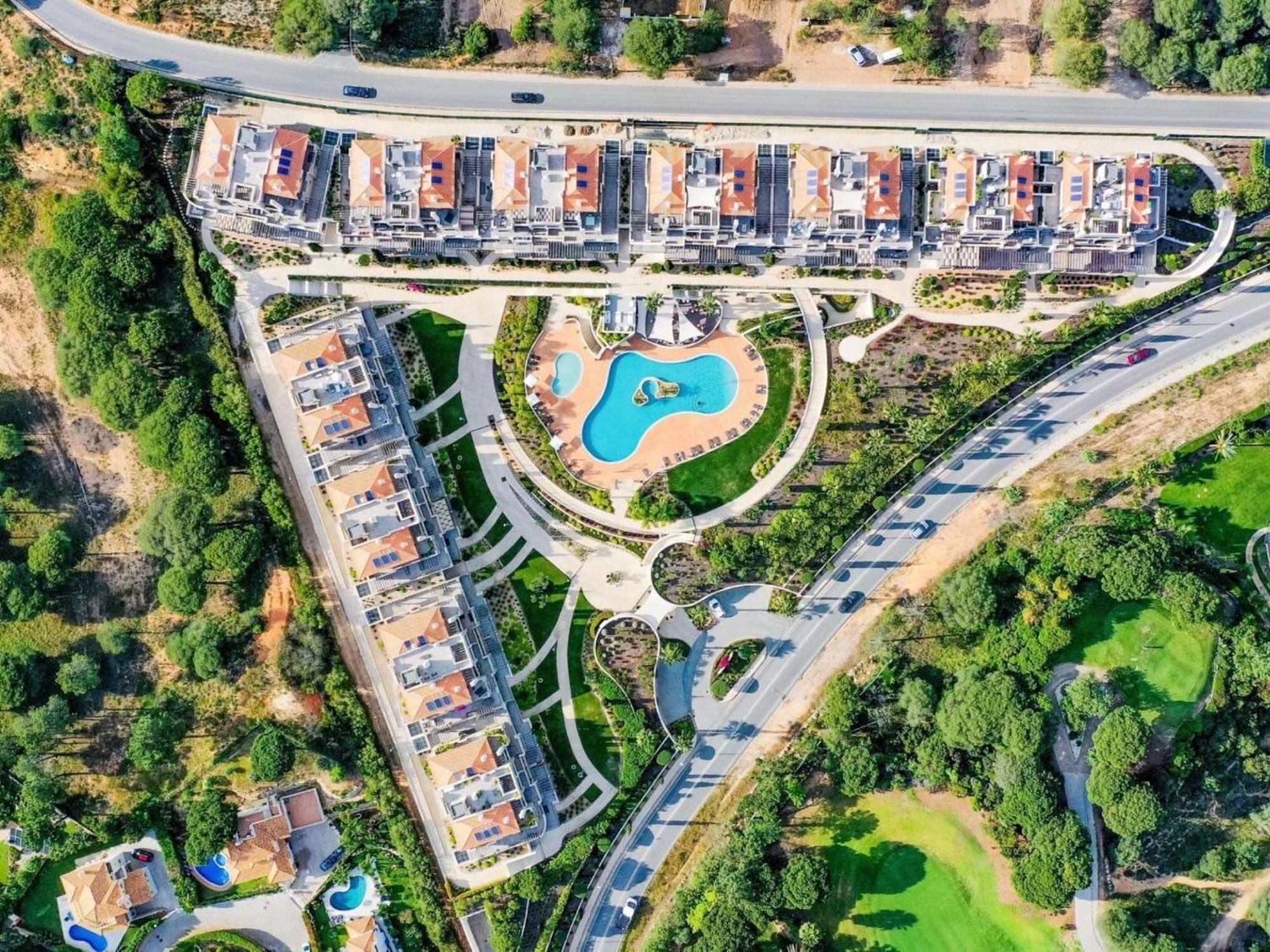 Apartment Pine Hills Esmeralda By Interhome ヴィラモウラ エクステリア 写真